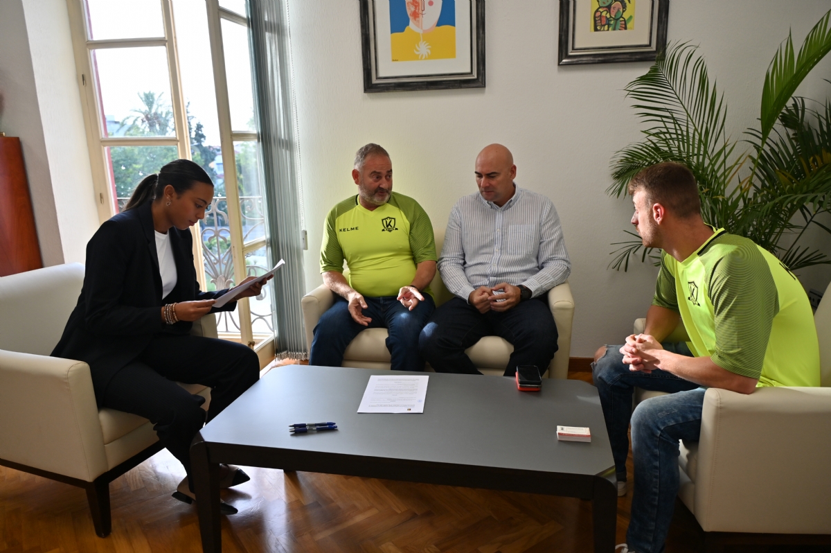 El Club Koryo Boxeo firma con el Ayuntamiento un convenio para impulsar la práctica deportiva