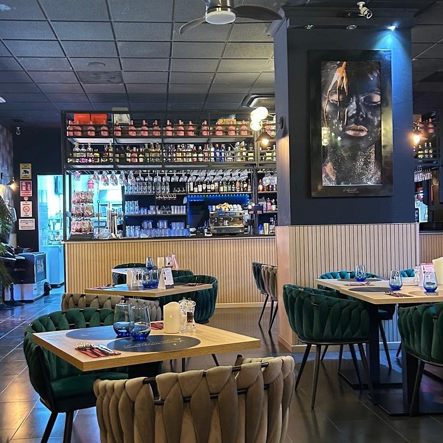 El Alquimista Gastro Cocktail Lounge